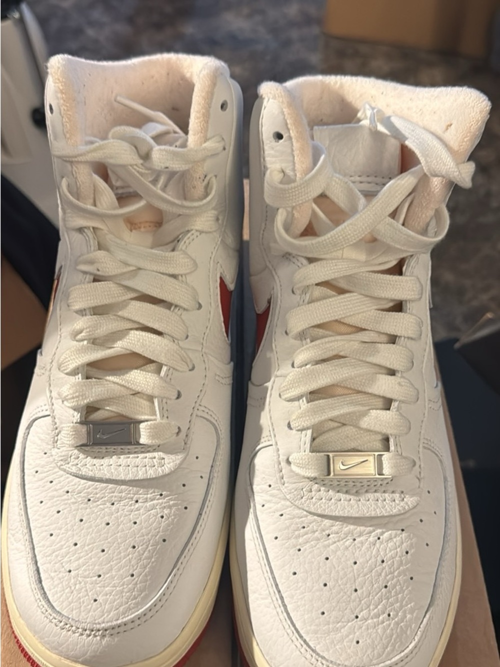 Women 8.5 nike Air Force 1 high sculpt sneakers